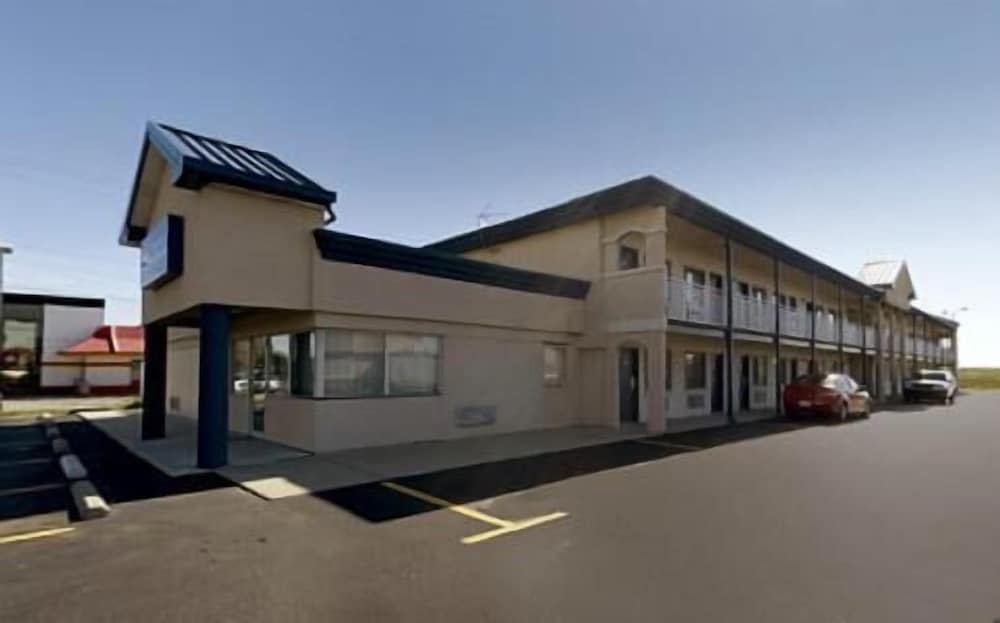 Executive Inn Ex Americas Best Value Inn Fort Wayne 4/31