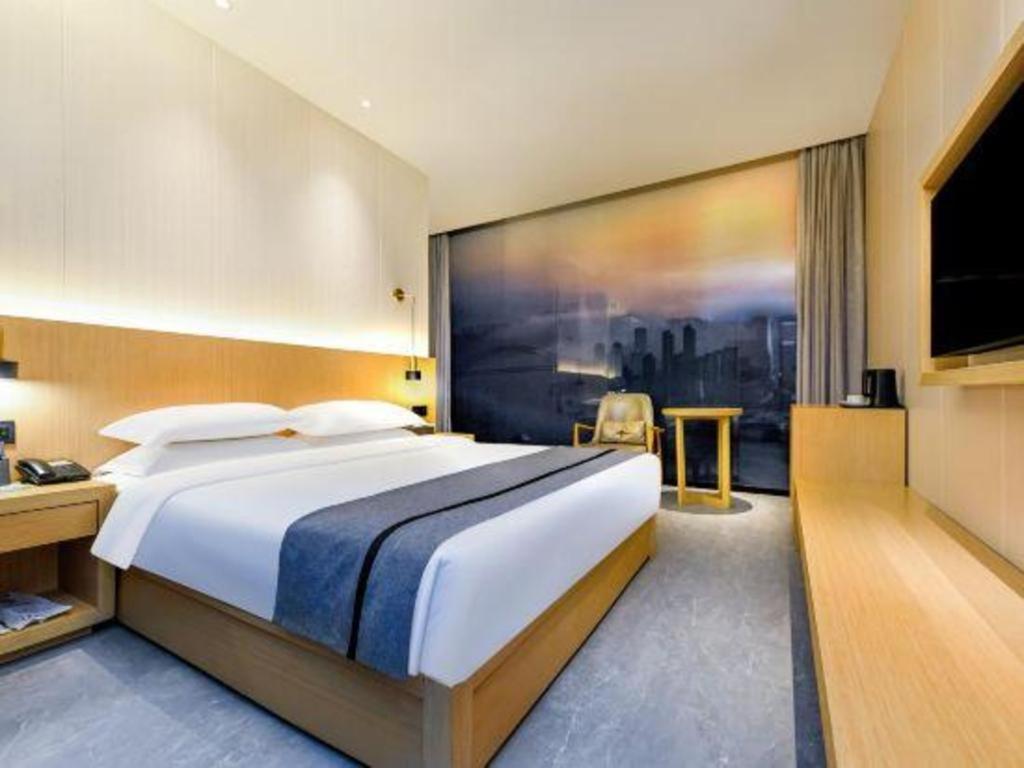 Borrman Hotel (Chongqing Jiefangbei Hongyadong) 24/58