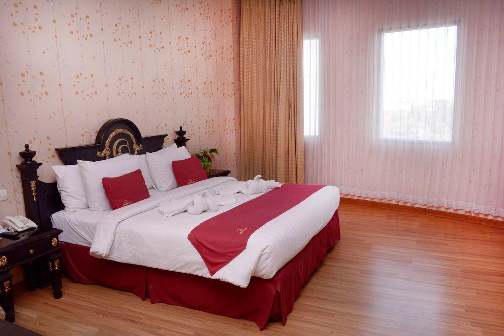 Quds Royal Hotel Surabaya 5/19