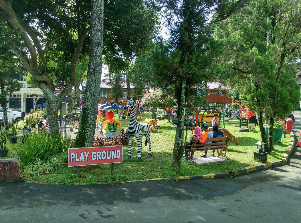 Hotel Ciloto Indah Permai 27/45