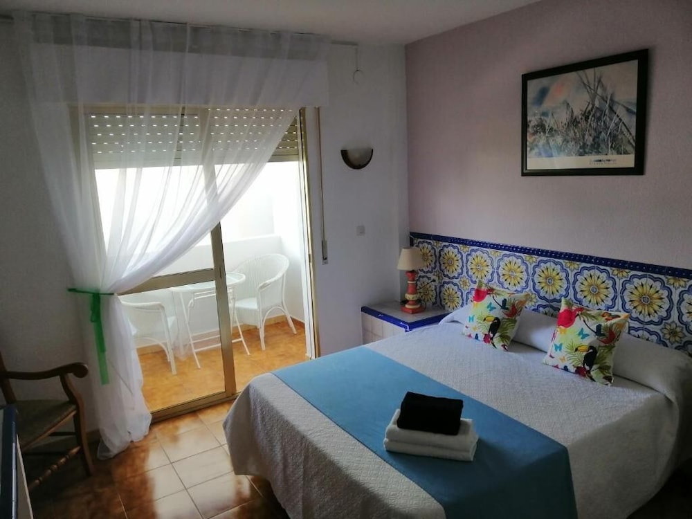 HOTEL MATALASCANAS GOLF 13/26