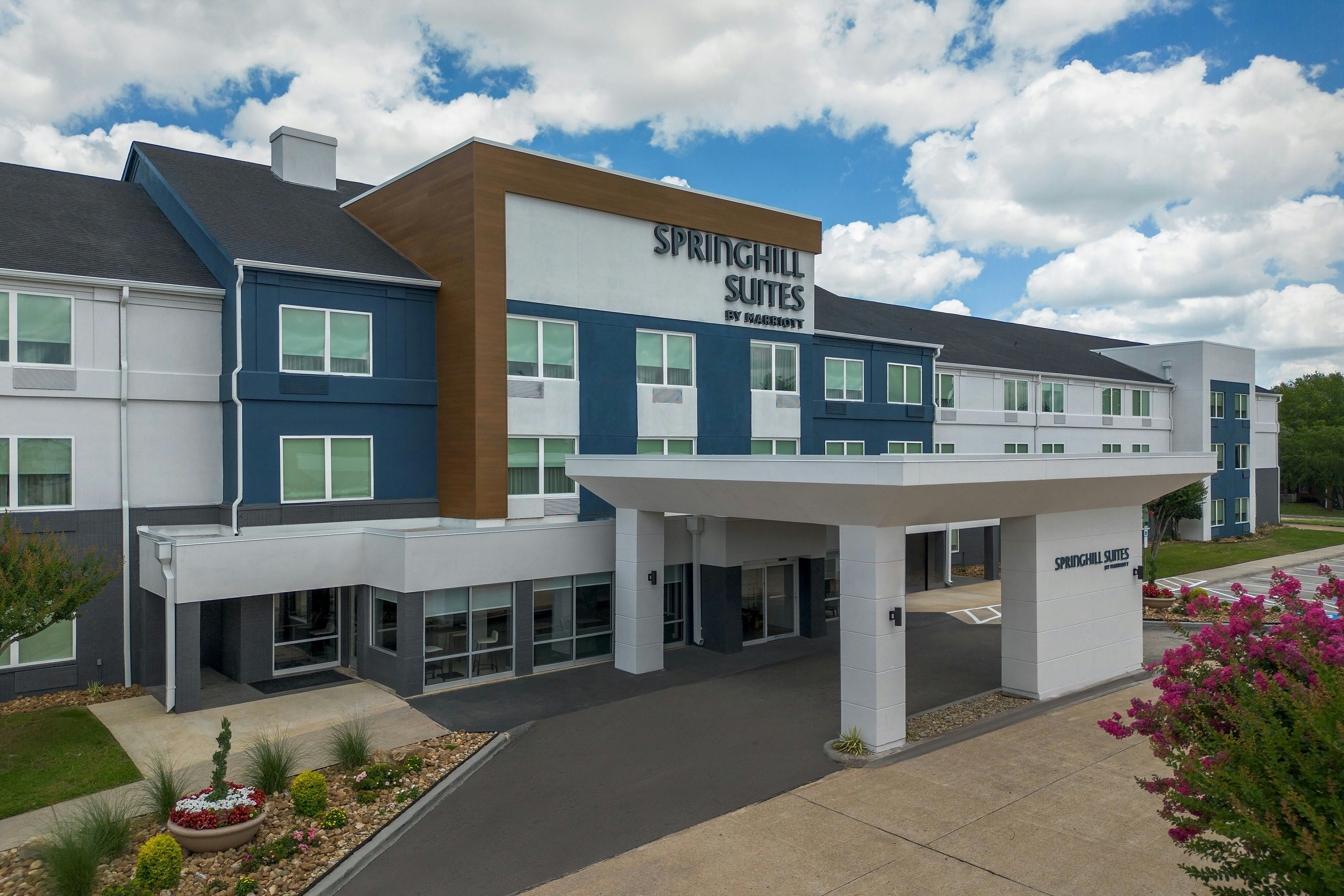 SpringHill Suites Dallas Arlington North 4/48