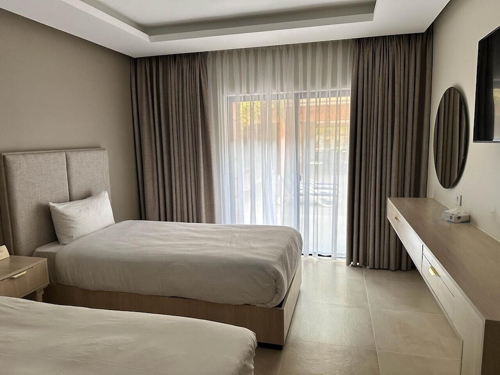 The Petra Palace Hotel 28/70