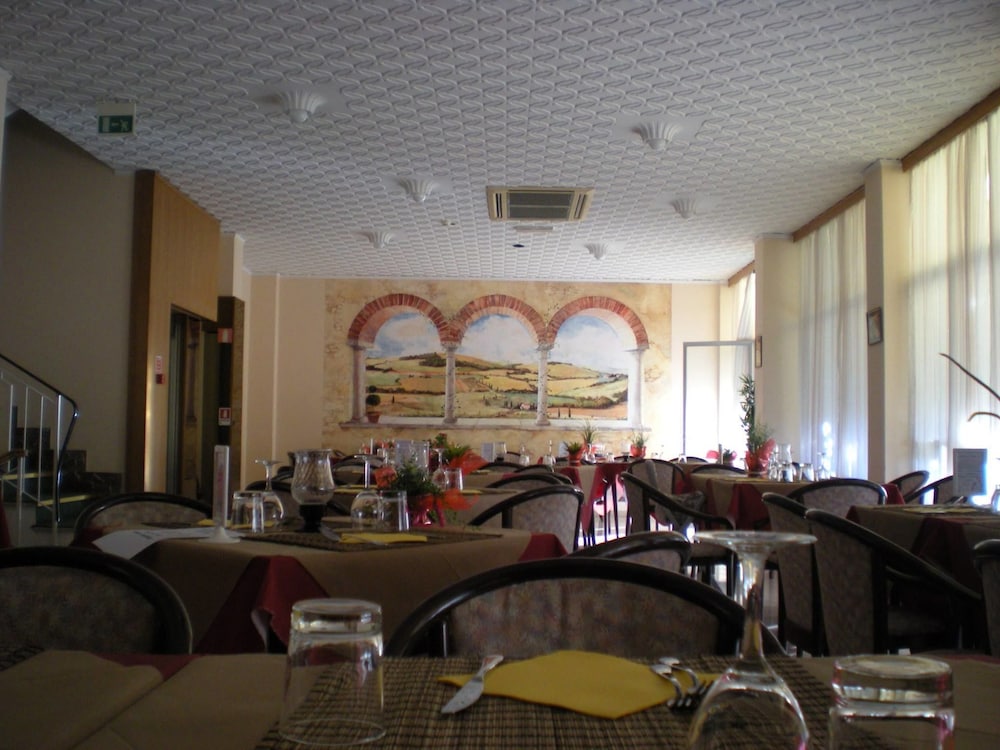 Hotel Glenn 16/37