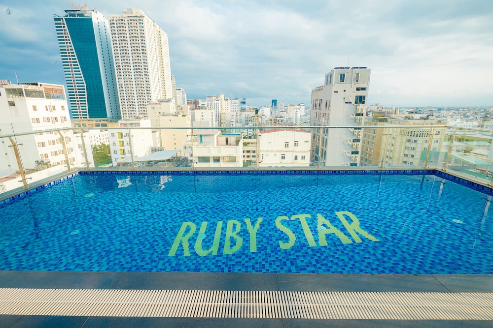Ruby Star Hotel Da Nang 3/44