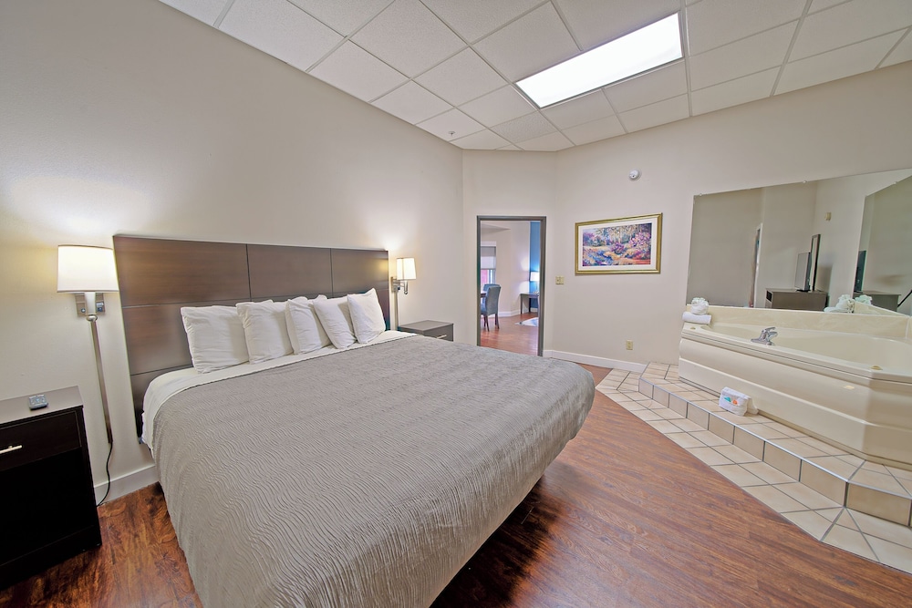 All Seasons Suites 12/54