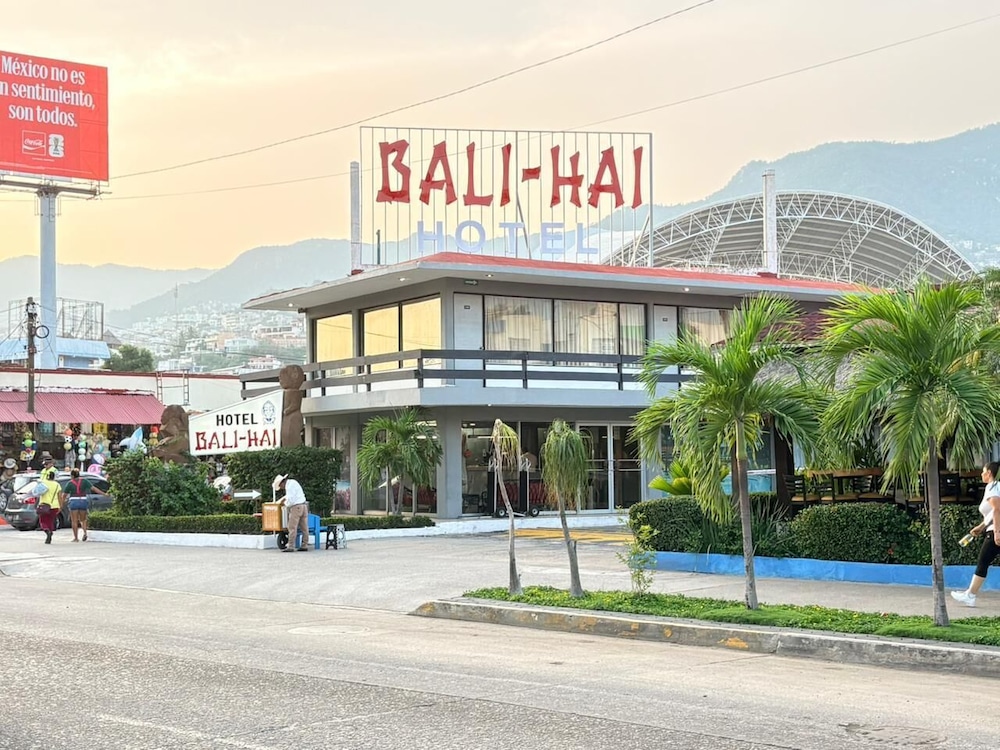 Bali - Hai 10/68