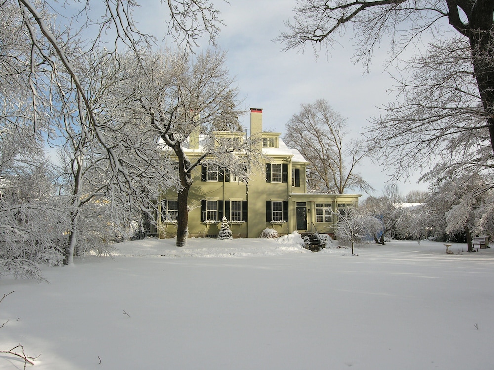 Delano Homestead Bed & Breakfast 4/64