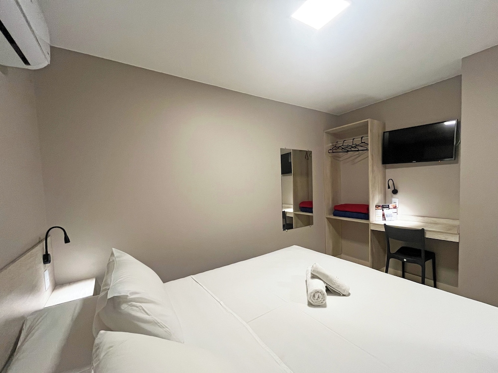 TRADITIONAL, TWIN BEDS