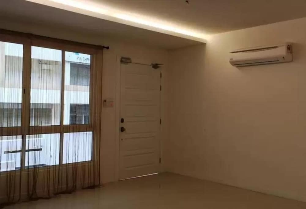 Island Hostel Bayan Lepas Airport 32/46