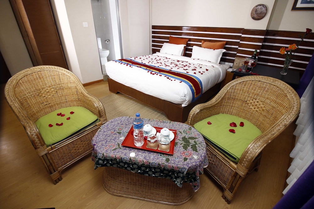 Truly Asia Boutique Hotel 28/55