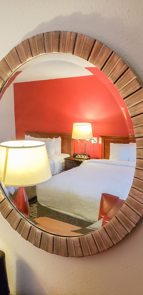 American Inn and Suites Ferndale 11/25
