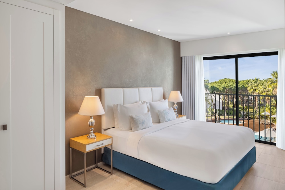 1 BEDROOM, GARDEN, SUITE, GARDEN ACCESS