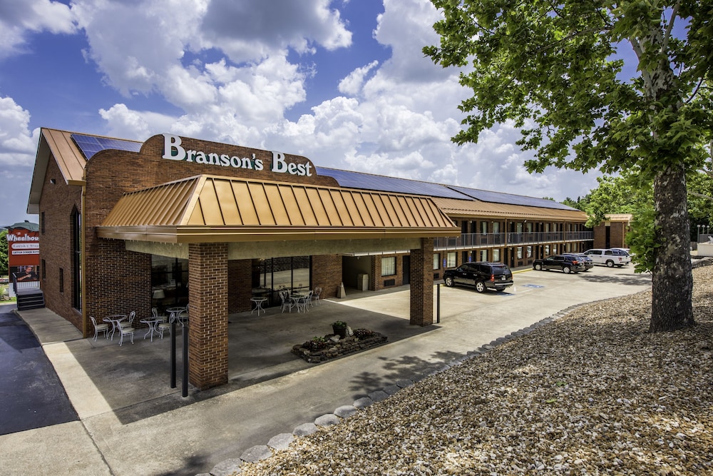 Bransons Best Motel 8/46