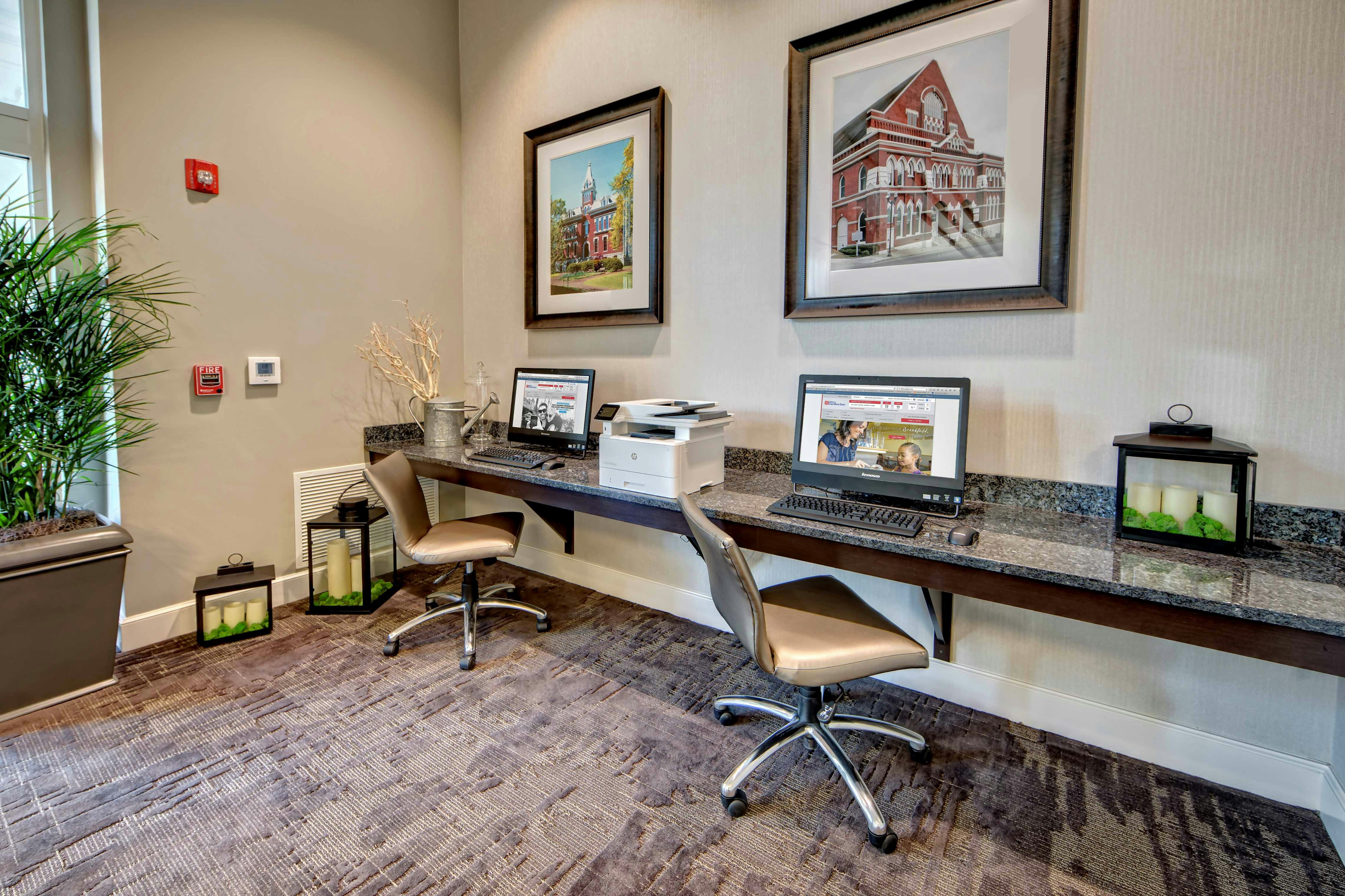 HILTON GARDEN INN NASHVILLE BRENTWOOD 59/75
