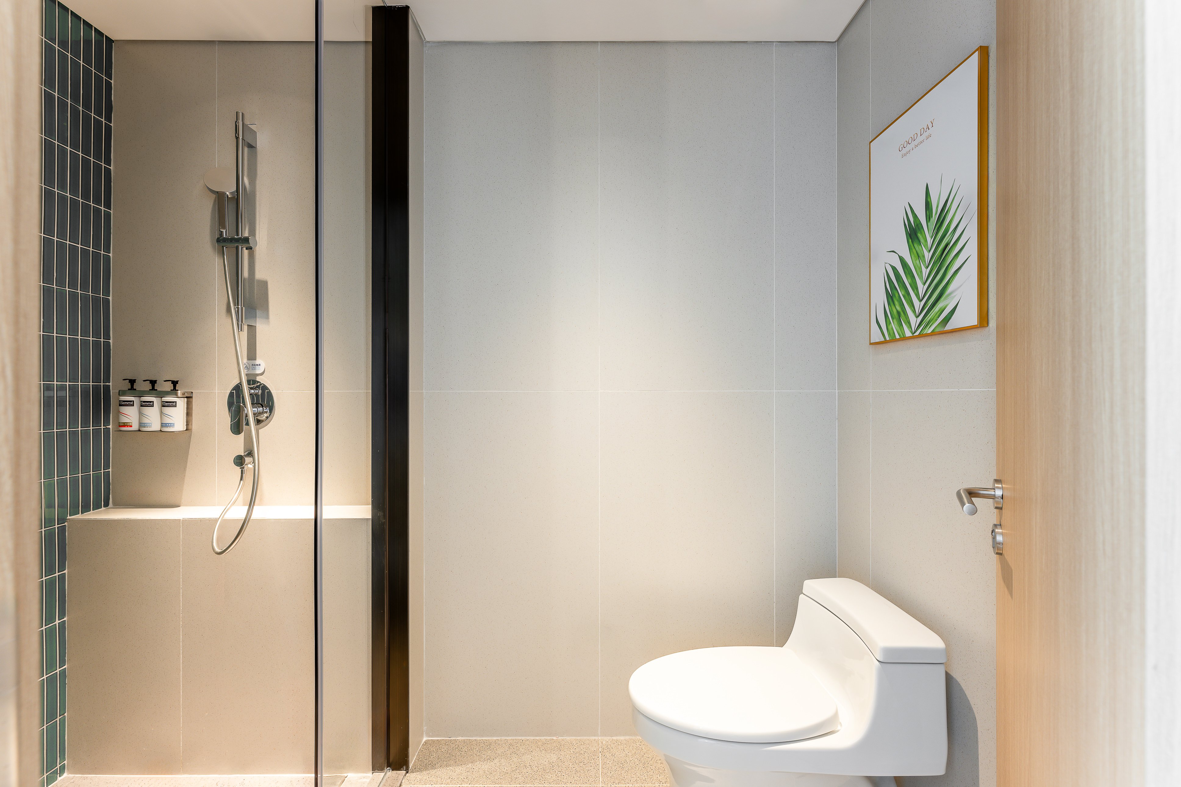 Holiday Inn Express Zhanjiang Coast 38/41