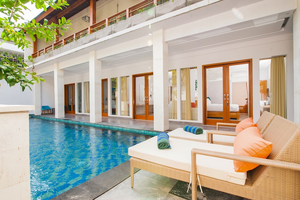 Apple Villa & Suite Seminyak 48/73