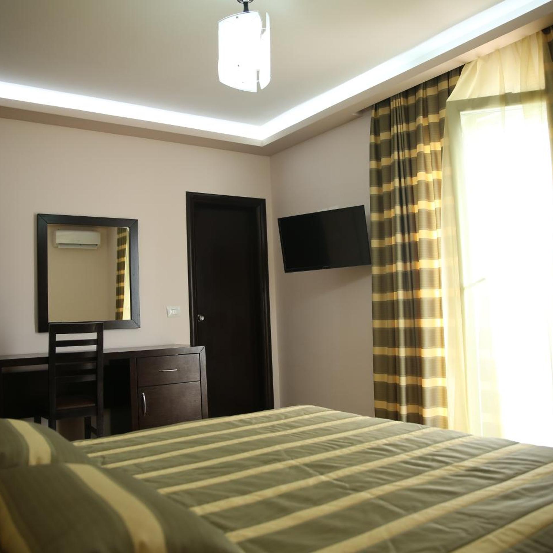 Hotel Pogradeci 22/55