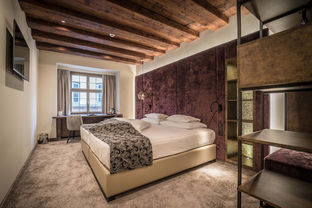 Hotel Goldener Adler, BW Signature Collection 13/63