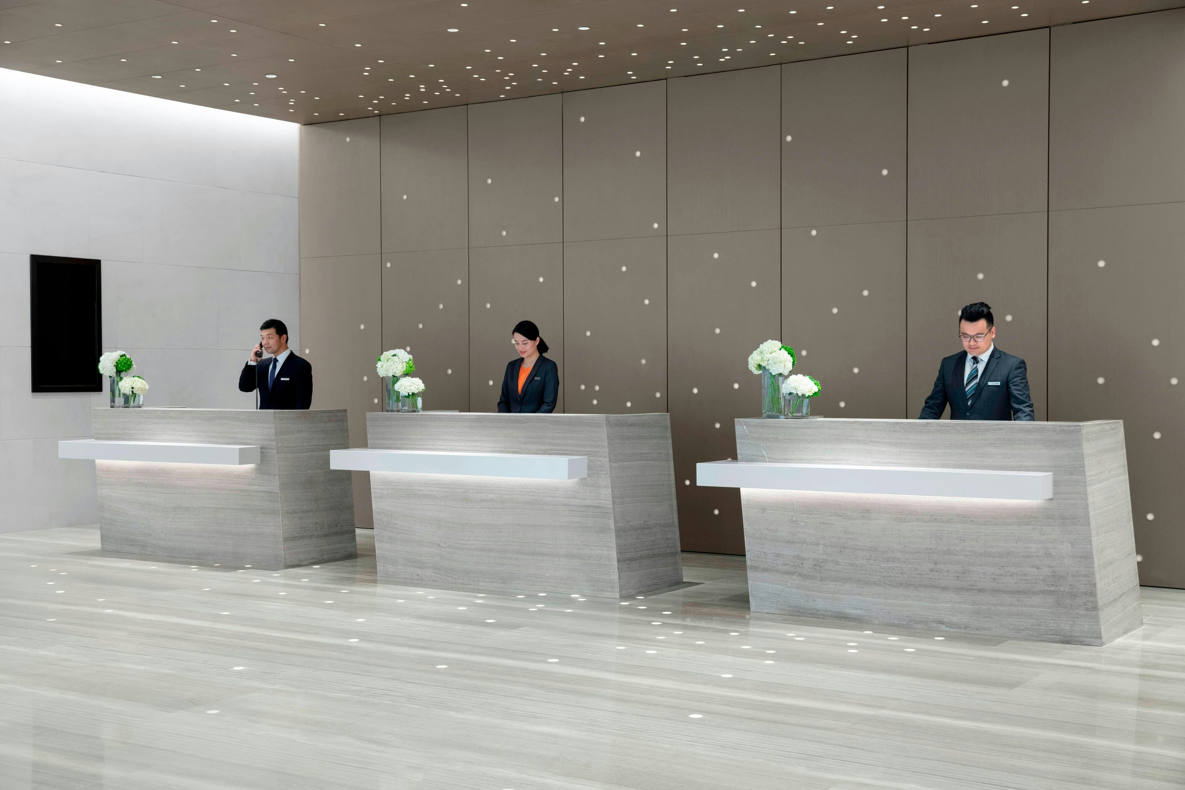 Courtyard By Marriott Shanghai Minhang 3/17