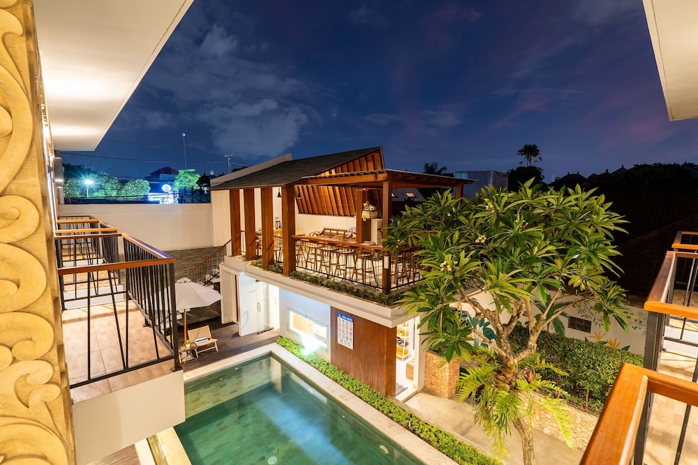 Mahesa Home Seminyak 37/50