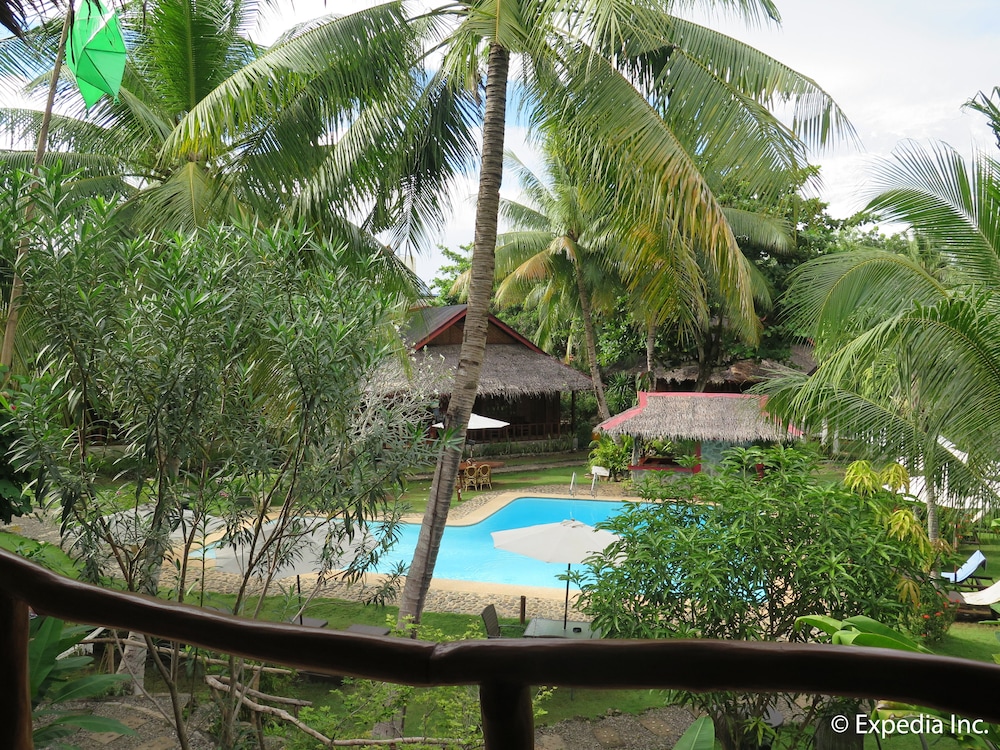 Oasis Resort 60/66