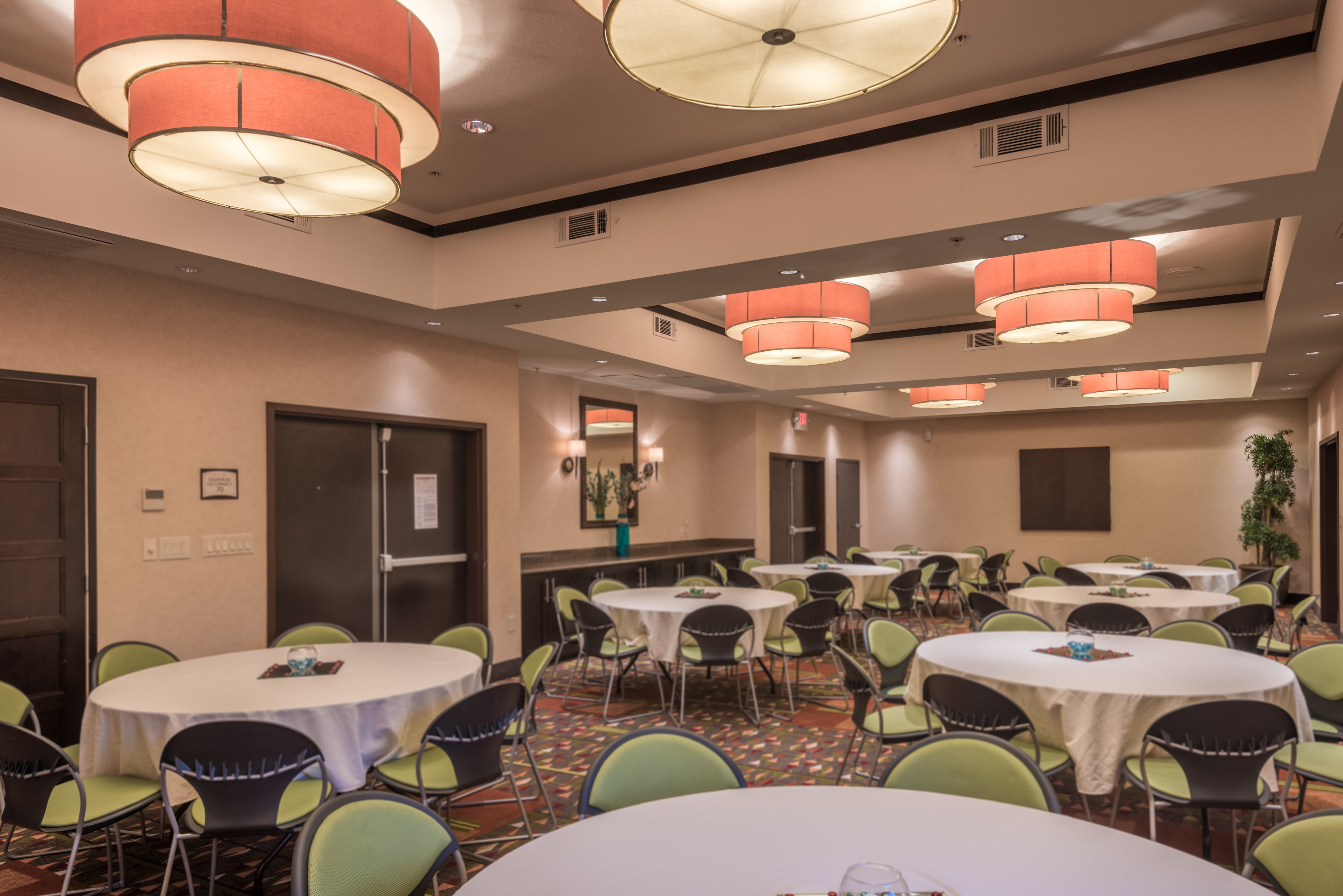 Staybridge Suites Dfw Airport North 71/75