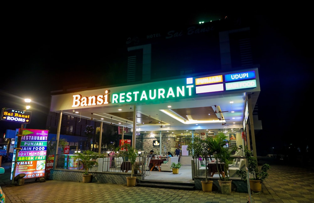 Hotel Sai Bansi 5/36