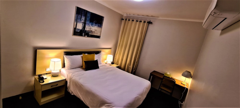 Brunswick Tower Hotel 19/60