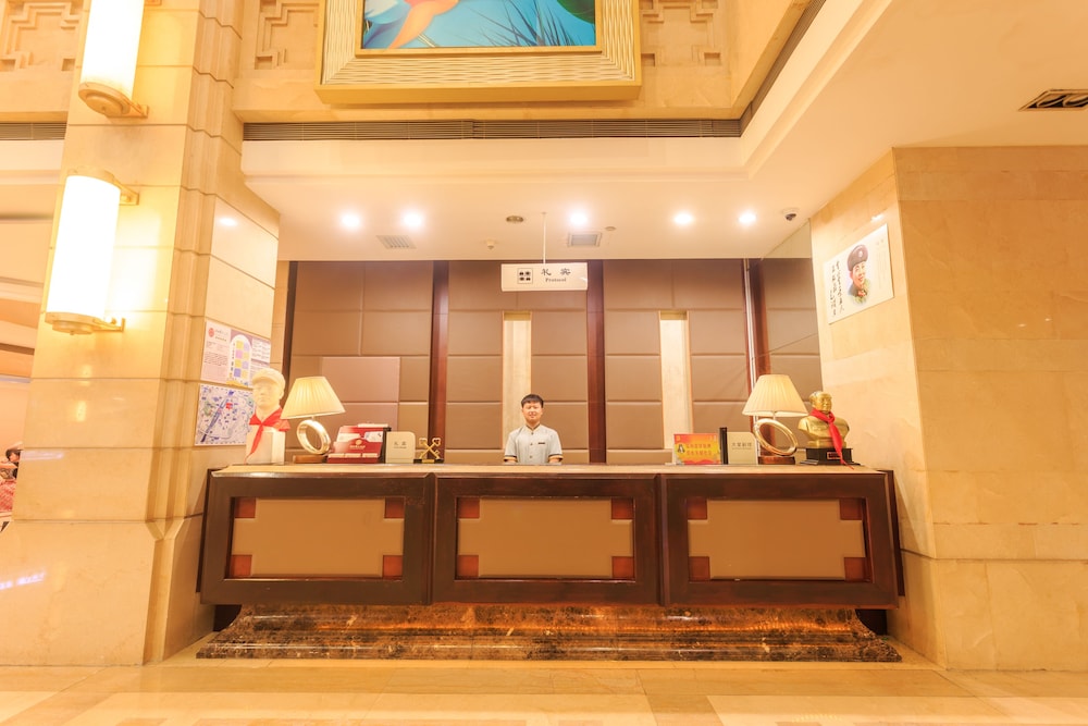 Changsha Xiaoxiang Huatian Hotel 8/54