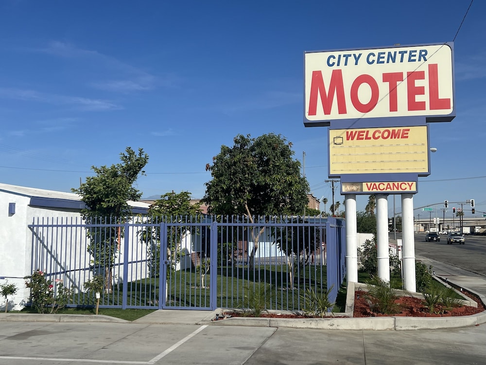 City Center Motel 1/68