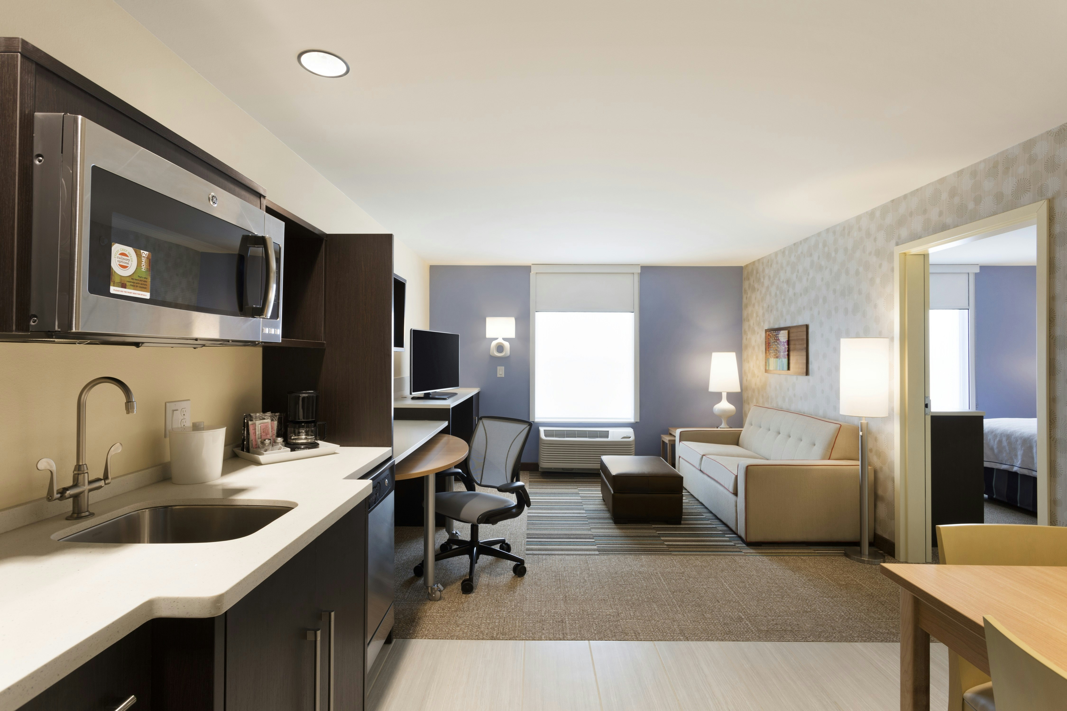 1 BEDROOM, SUITE, KING BED