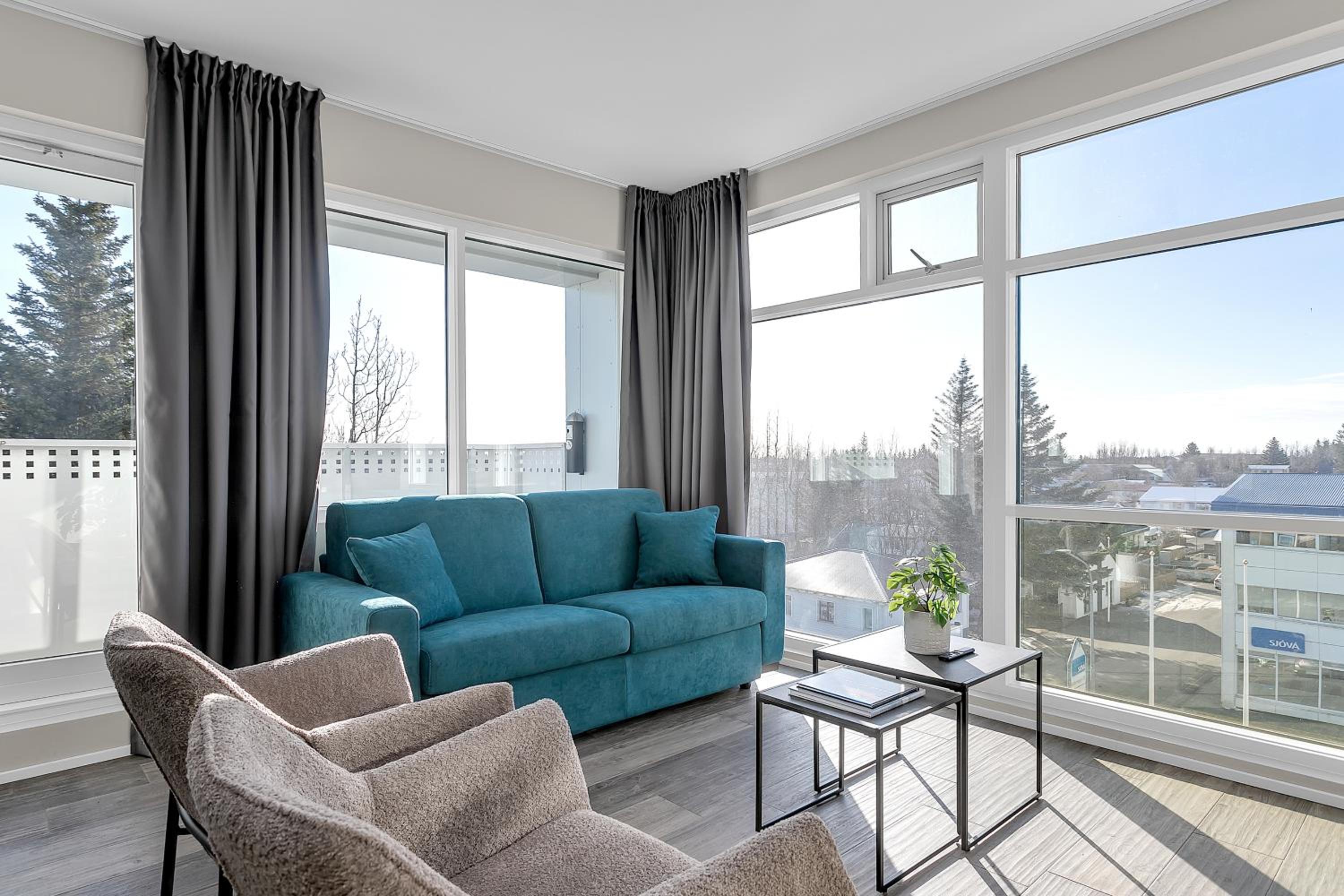 Penthouse, Apartment