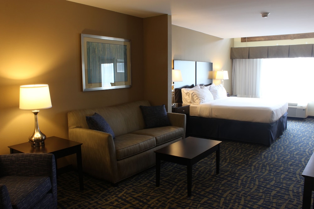 Holiday Inn Express And Suites Lebanon 20/40