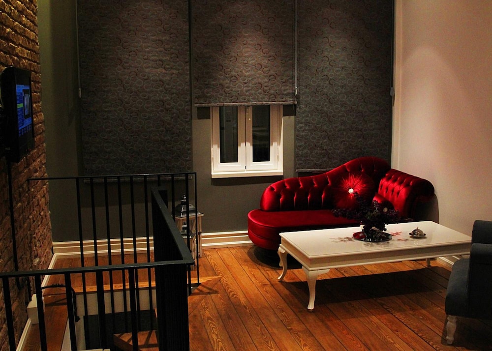 Frida Suites 48/55