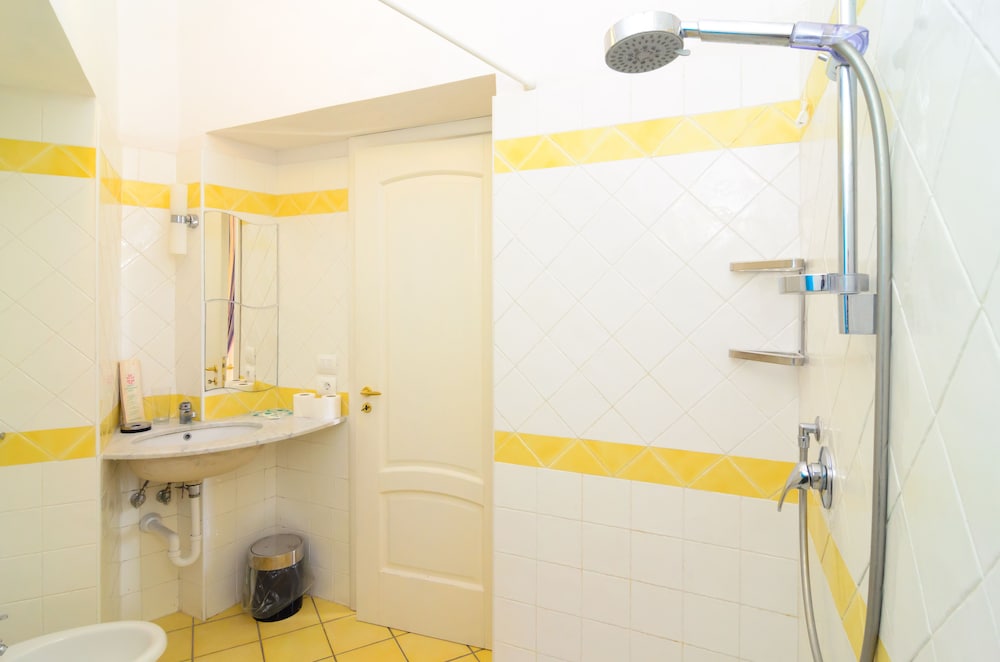 Albergo Villa Giusto 18/50