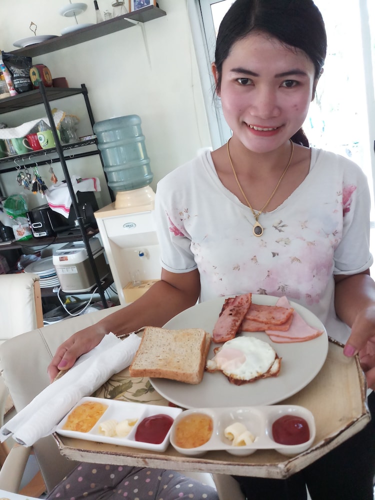 Penny's Home Stay Resort 7/50