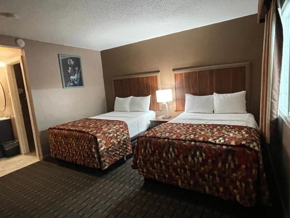 Dream Inn 4/37