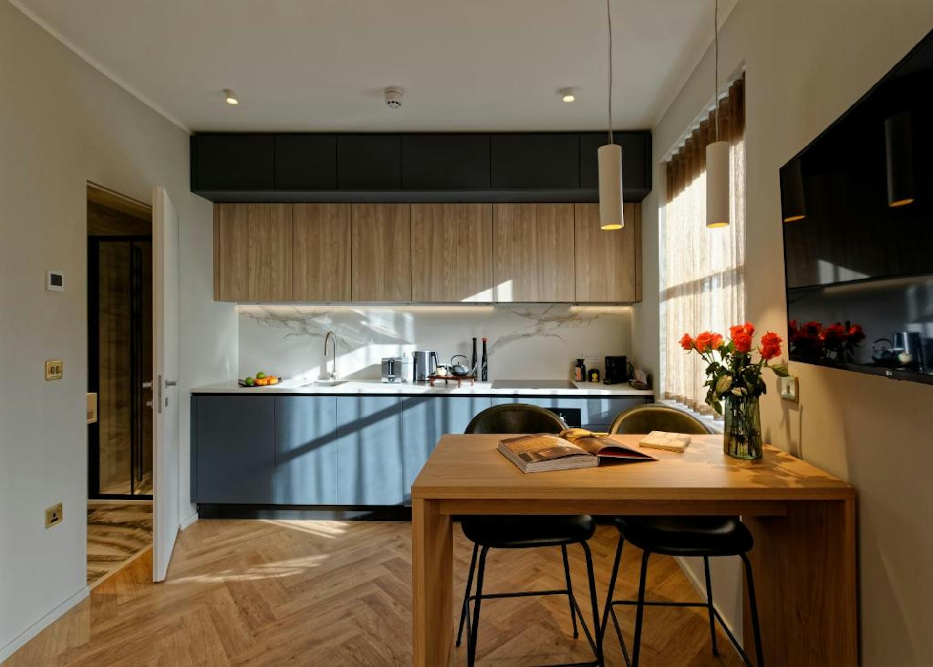 South Kensington Studios by D'Montrio 28/34