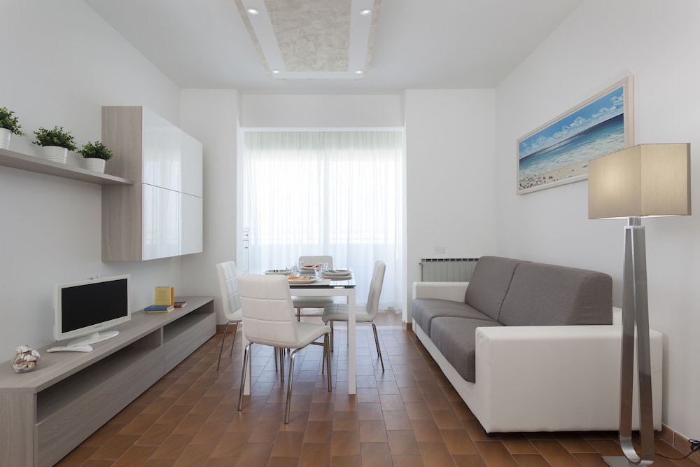 Residenza Levante 10/33