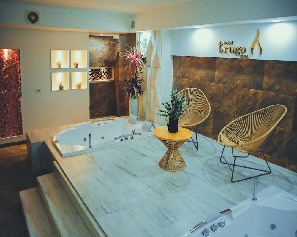 Hotel Trugo 38/62