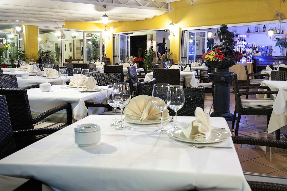Hotel Cupidor 57/68