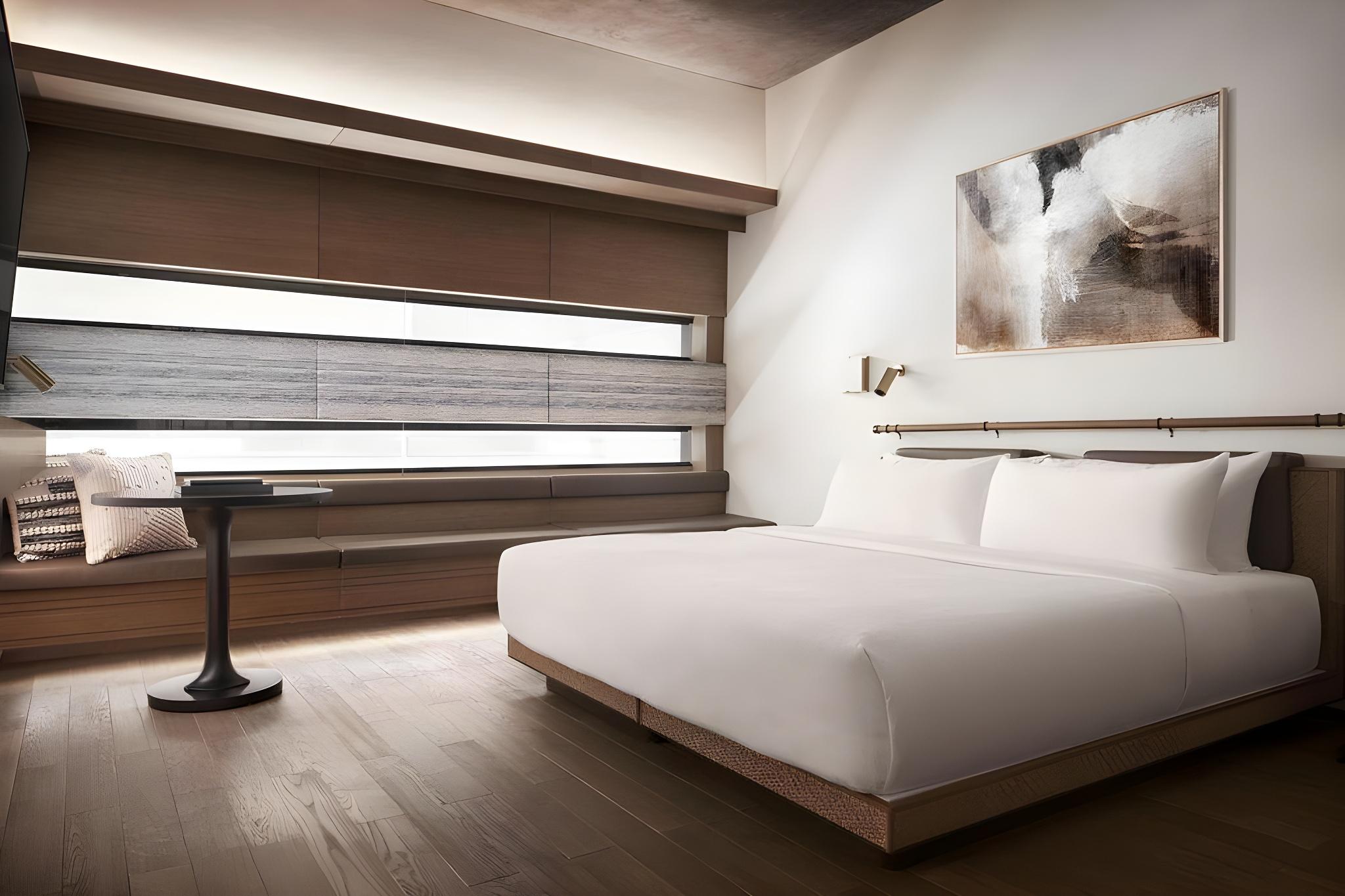 STANDARD, KING BED