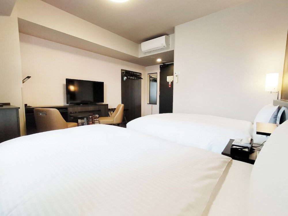 HOTEL ROUTE INN TAKAOKA EKIMAE 20/53