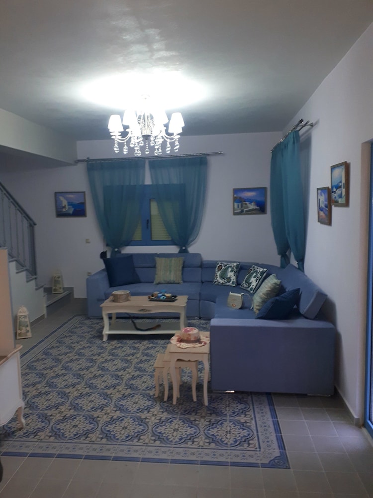Luxury Retro Villas 34/54