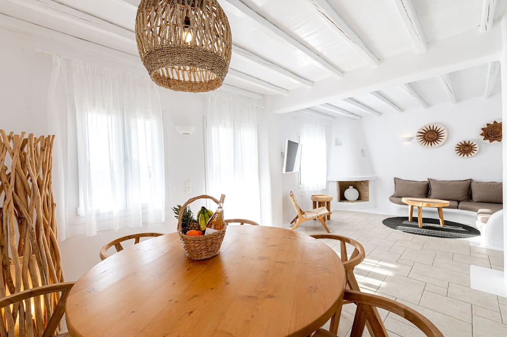 9 Muses Villas Mykonos 25/50