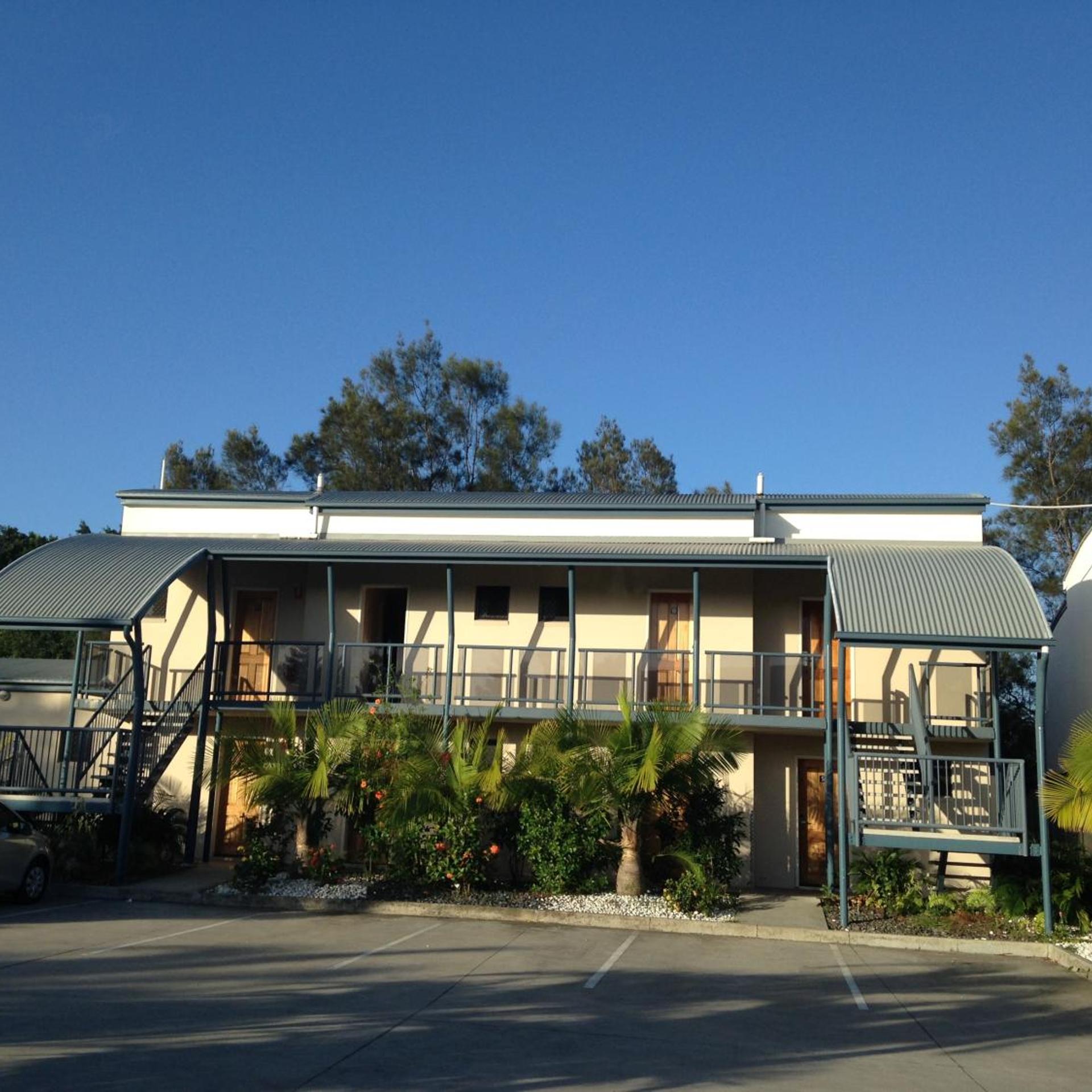 Novena Palms Motel 1/20
