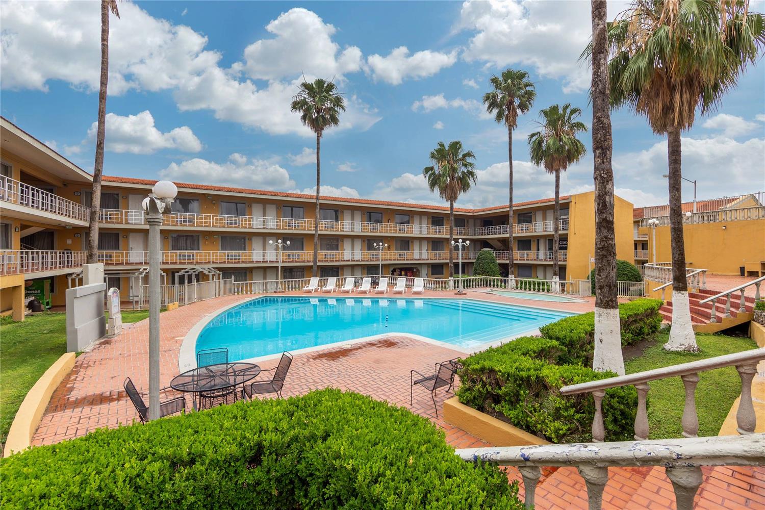 Quality Inn Piedras Negras, COA 21/23
