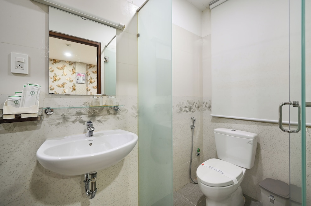 Camila Hotel 49/50