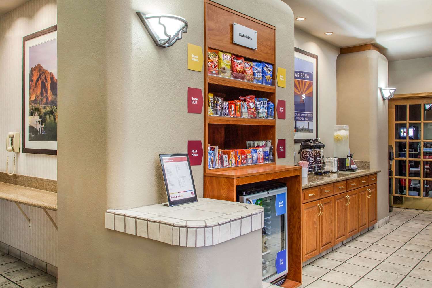 Fairfield Inn & Suites by Marriott Scottsdale Old Town 2/14